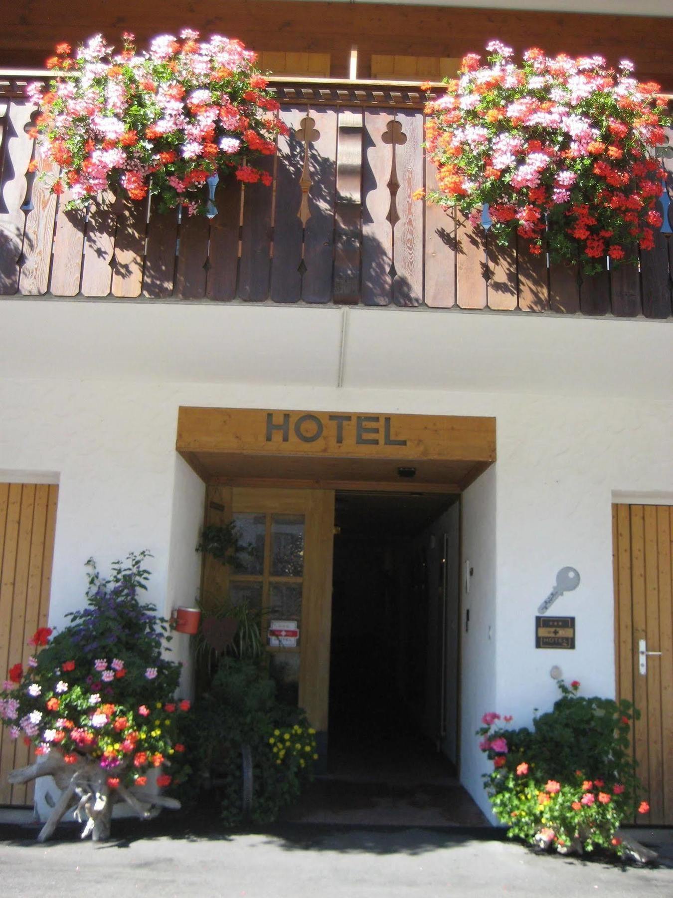 格林德瓦 艾尔特波斯特宾馆酒店 外观 照片